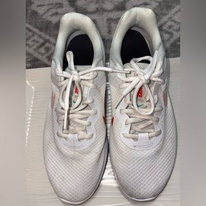 Women’s Nike White Mesh size 8 Athletic Sneakers